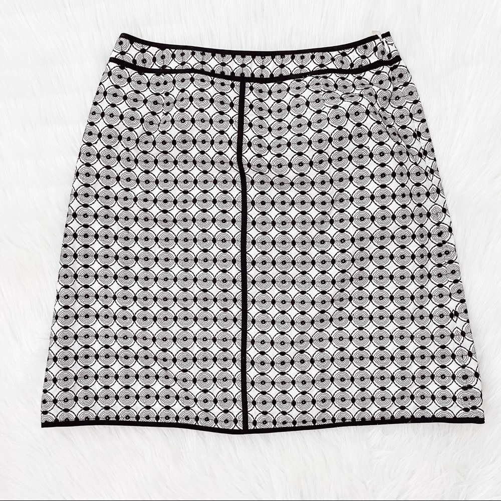 TALBOTS Black White Pattern Printed A-line Skirt - Picture 2 of 5